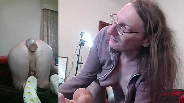 CDAdalyn live cam on StripChat