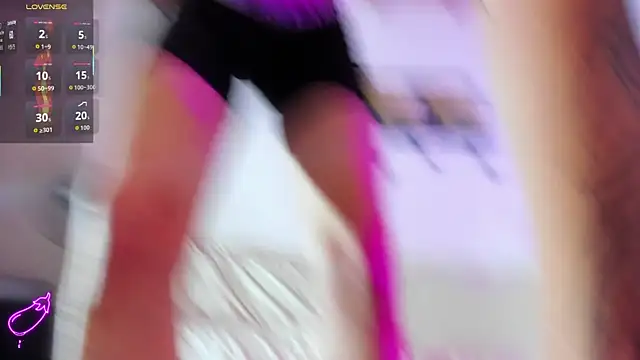 Vlad__night live cam on StripChat