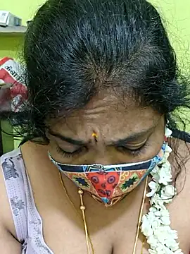 Tamil_Mithra webcam