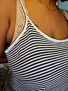 desi_maya69 - Desi_Maya69's free webcam - UK Sex Cams