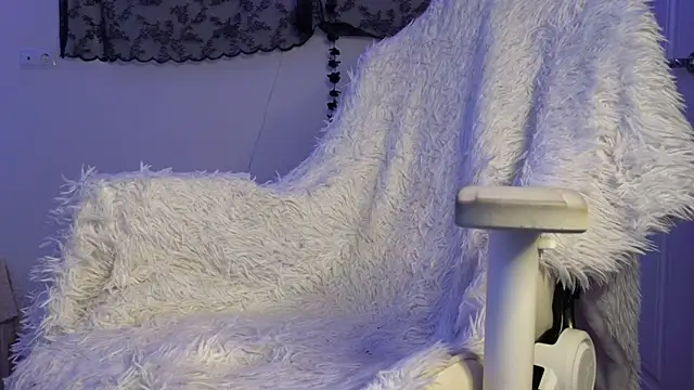 LilithMadden webcam