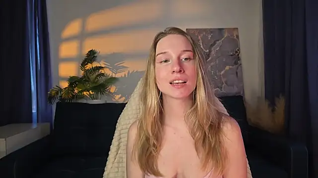 Watch Eve_Sin live on EroticFlix - High definition streams