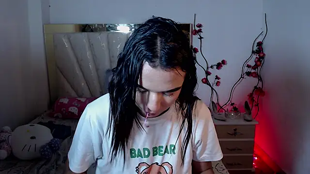 Watch Candyy_doll__ live on EroticFlix - High definition streams