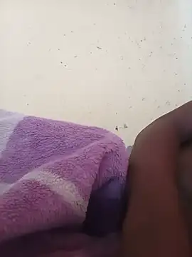 AOlinwHallu live cam on StripChat
