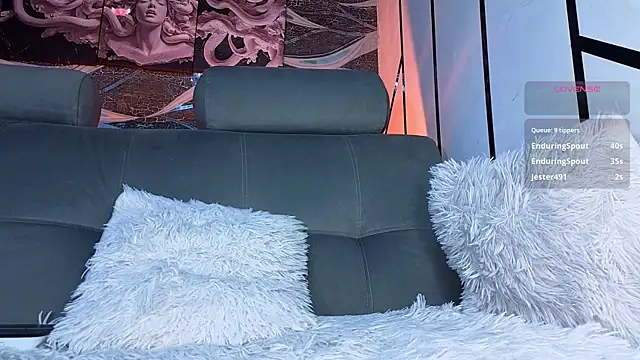 Angel-dragun live cam on StripChat