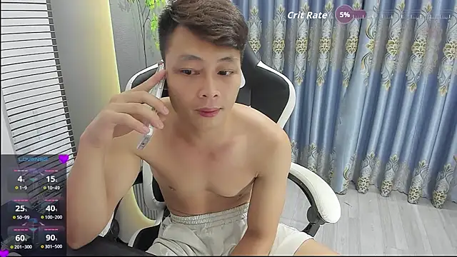 Naughty___asian live cam on StripChat