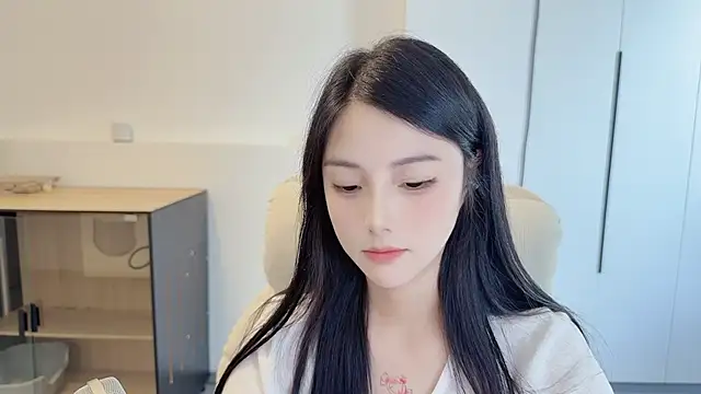 holo_love live cam on StripChat