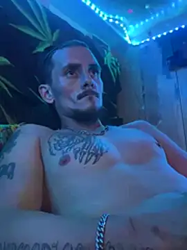 bugboy live cam on StripChat