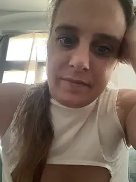 Chantalee live cam on StripChat