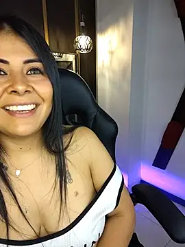 Aniajoness_ webcam