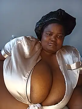 ChubbyLucia webcam
