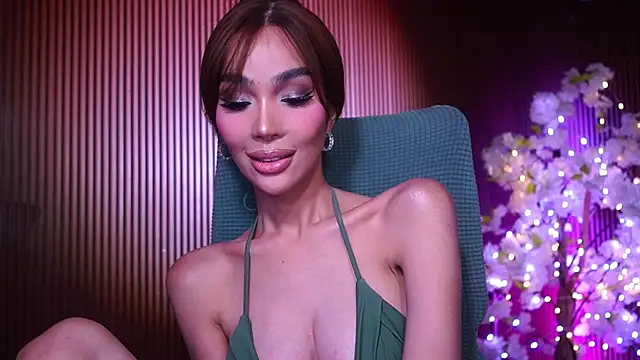xxforyoureyesonlyxx webcam