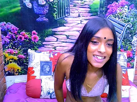 IndianPretty14u2Luv webcam