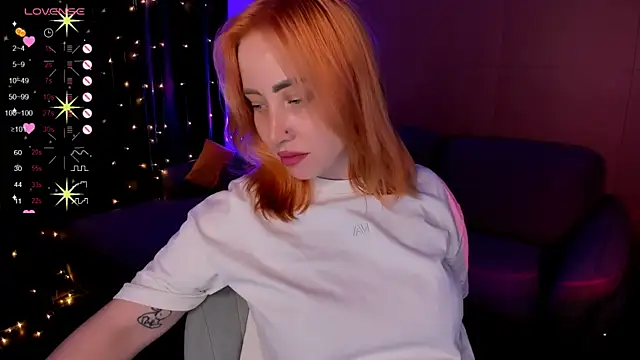 deboramoore live cam on StripChat