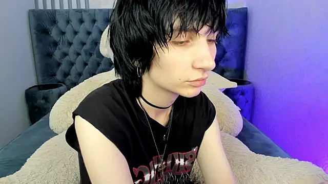AdonBev live cam on StripChat