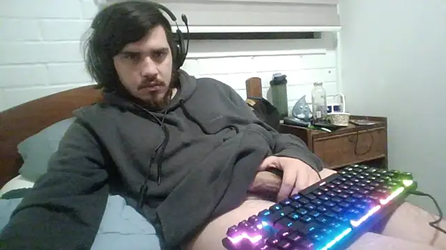 hung_weeb live cam on StripChat
