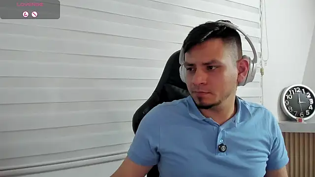 Rick_Adams live cam on StripChat