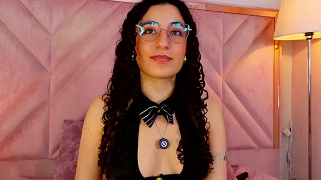 DemiJones_ live cam on StripChat