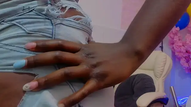 kilyetvera - Kilyetvera's free webcam - UK Sex Cams