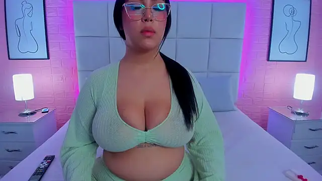chloe_parker_ - Chloe_parker_'s free webcam - UK Sex Cams