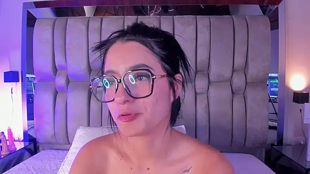 Milawink live cam on StripChat