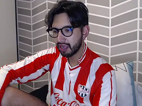 thomass1018 webcam
