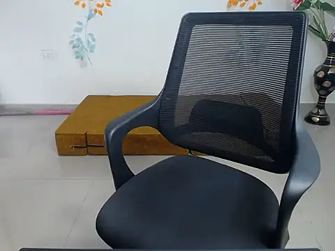 sweety_gaur live cam on StripChat