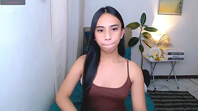 Watch scarlet_smith7 live on EroticFlix - High definition streams