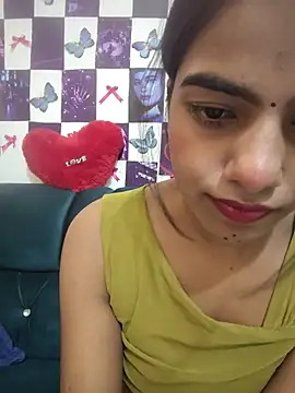 Watch Alisha_Babyy live on EroticFlix - High definition streams