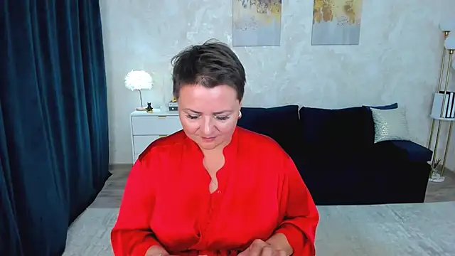 Watch AnnaCorlane live on EroticFlix - High definition streams