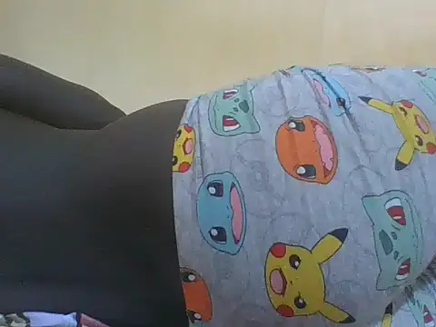 sexyshla live cam on StripChat