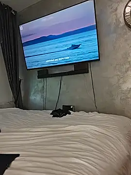 AvaSquirtMilf webcam