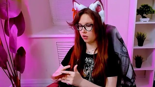 CarolGiggly webcam