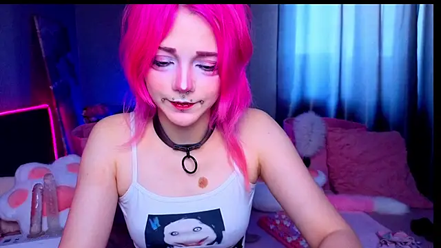KittieHeart webcam