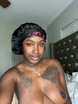Watch ToyaThick live on EroticFlix - High definition streams