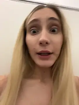 Watch Pink_Kiss live on EroticFlix - High definition streams