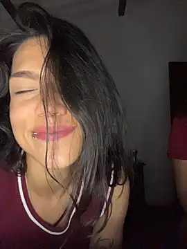 Twoshotsparty420 webcam
