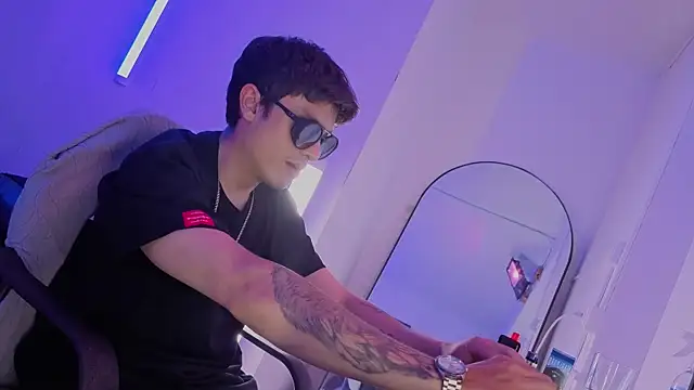 angel_still_ webcam