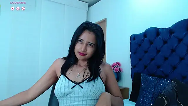Watch Lili666_ live on EroticFlix - High definition streams