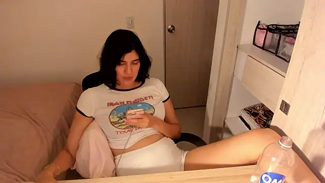misstoya webcam