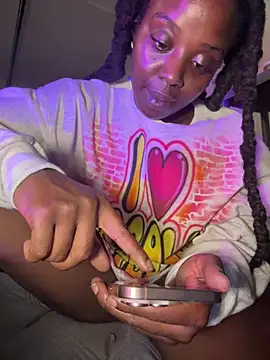 thechocolatepeach webcam