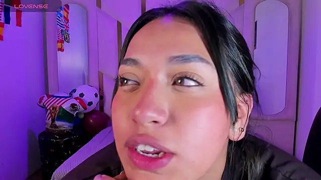 IsabellRodriguez18 webcam