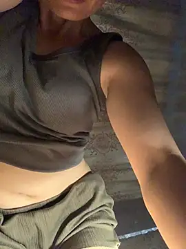 tithap - Tithap's free webcam - UK Sex Cams
