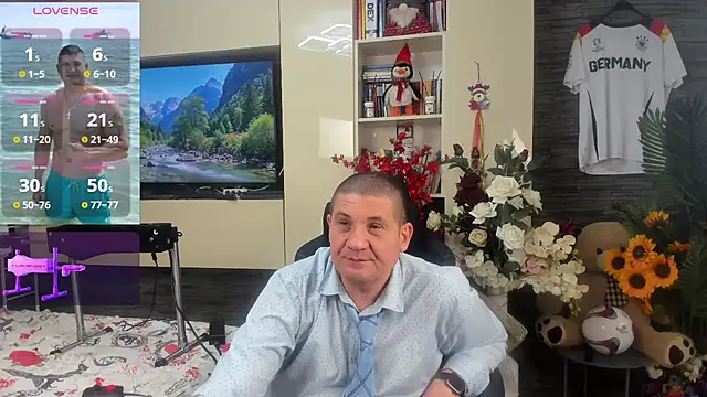 SpartacusDaddy48 webcam