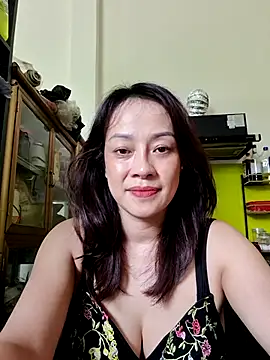 Baby-bigboobs2026 webcam