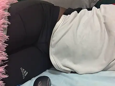 DripDiva webcam