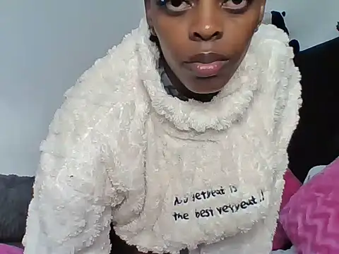prettytinashe webcam