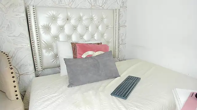 sweet_danni7 webcam