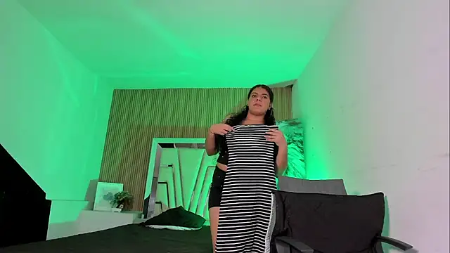 lilithGrayy_ webcam