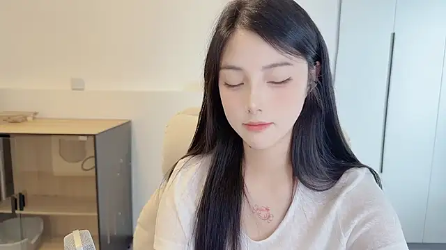 holo_love - Holo_love's free webcam - UK Sex Cams